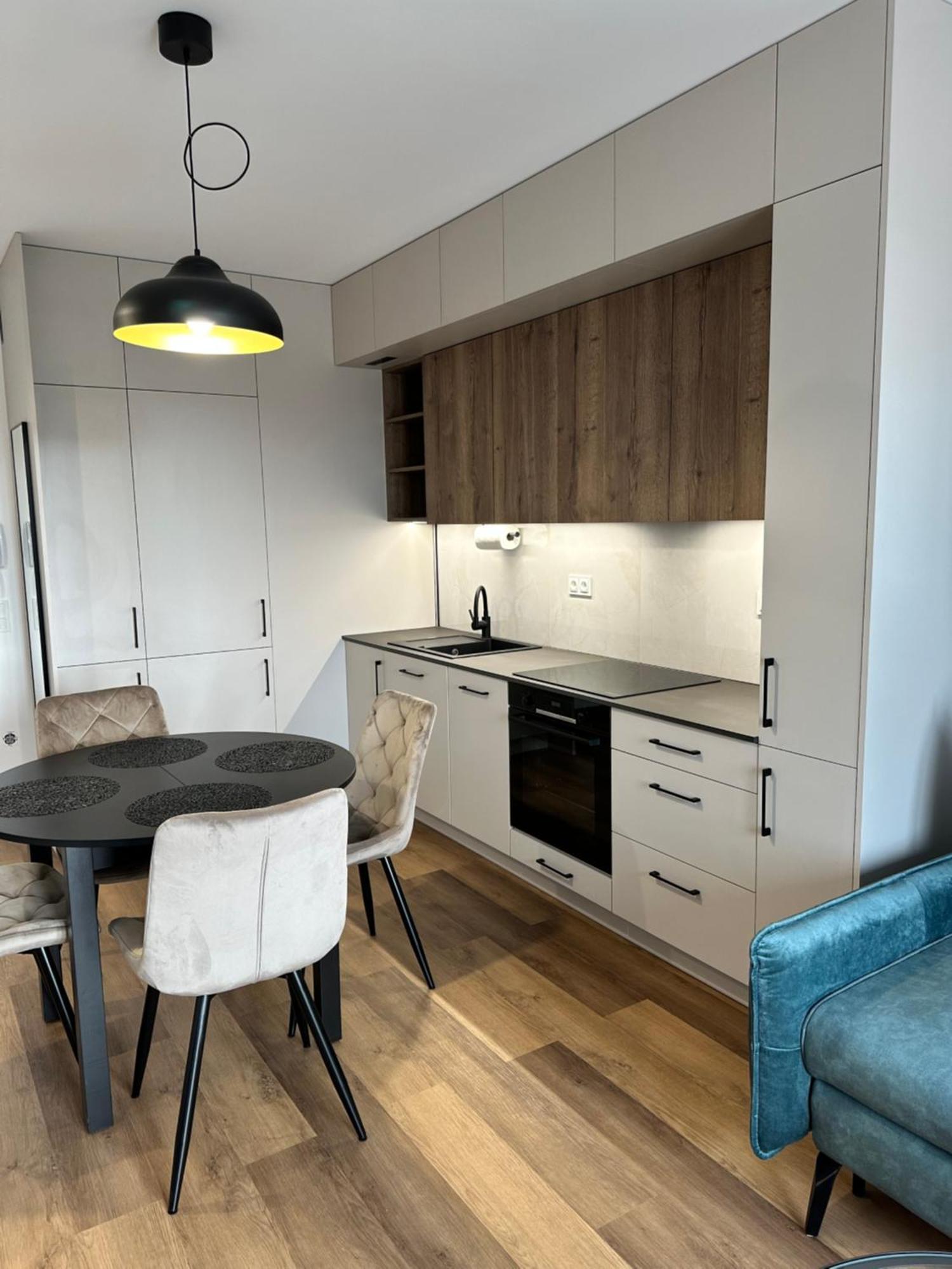 Apartment Apartament Zlotowlosa Na Fuzji Nowy!!! Klimatyzacja, Parking Podziemny!!! Wejscie Na Kod, Fv Lodz (Lodz)