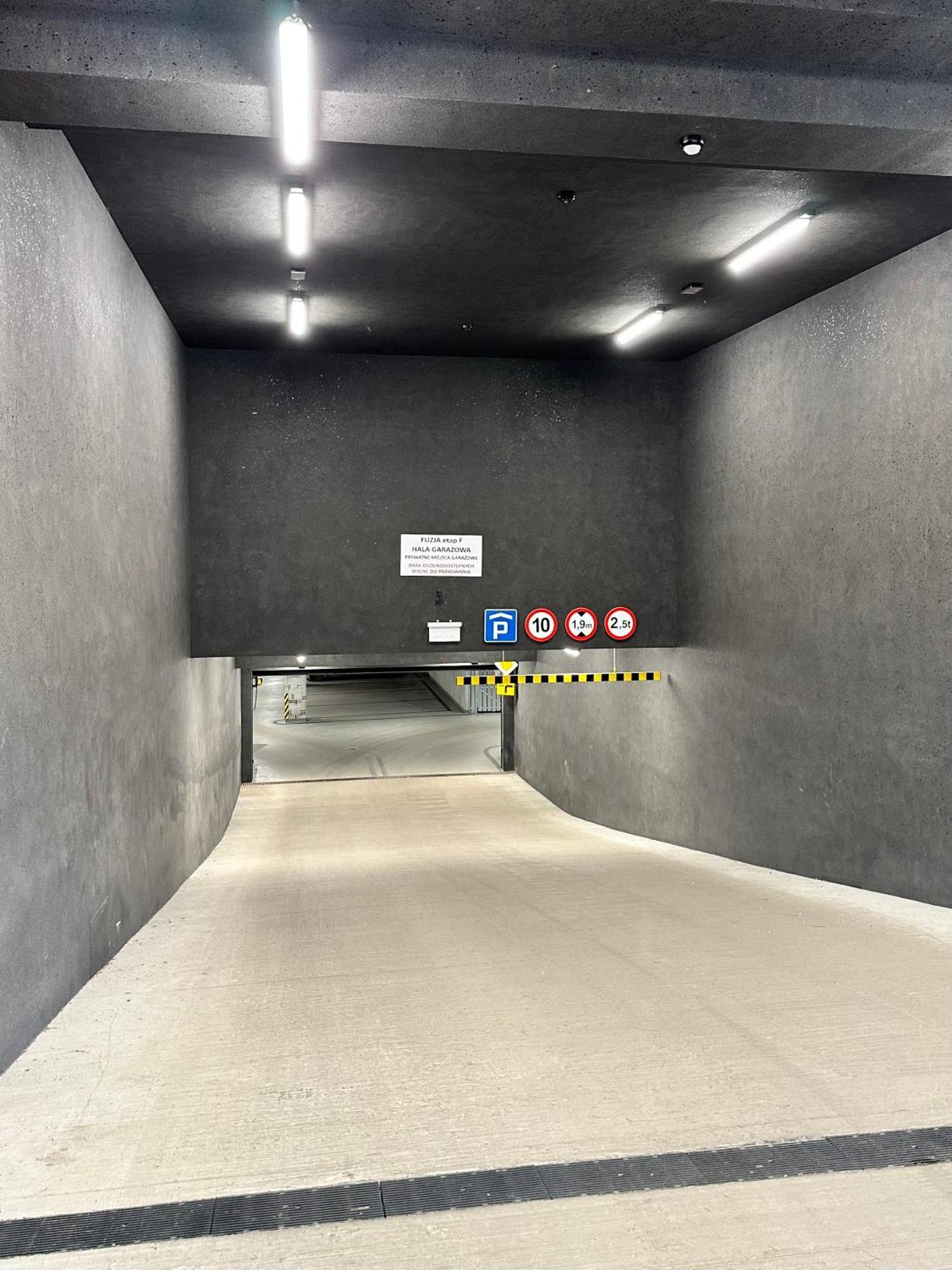 Apartment Zlotowlosa Na Fuzji Nowy!!! Klimatyzacja, Parking Podziemny Gratis!!! Wejscie Na Kod, Wifi, Fv Lodz (Lodz)